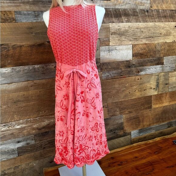 Athleta Vyasa Pink Burnout Sleeveless Tie Back Tank Dress
Sz M - Picture 3 of 16